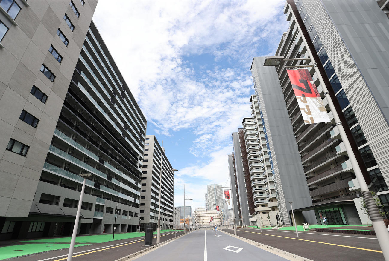 内覧会で公開された選手村の宿泊棟（撮影・垰建太）