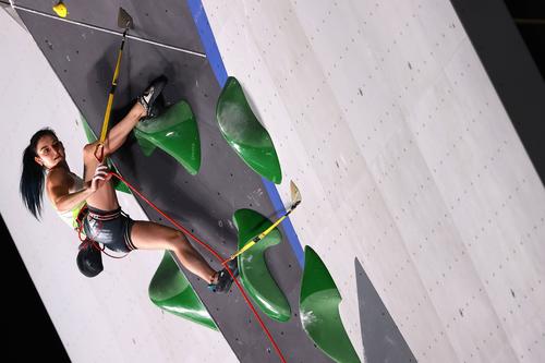 スポーツクライミングのクランプル（スロベニア）（ロイター）