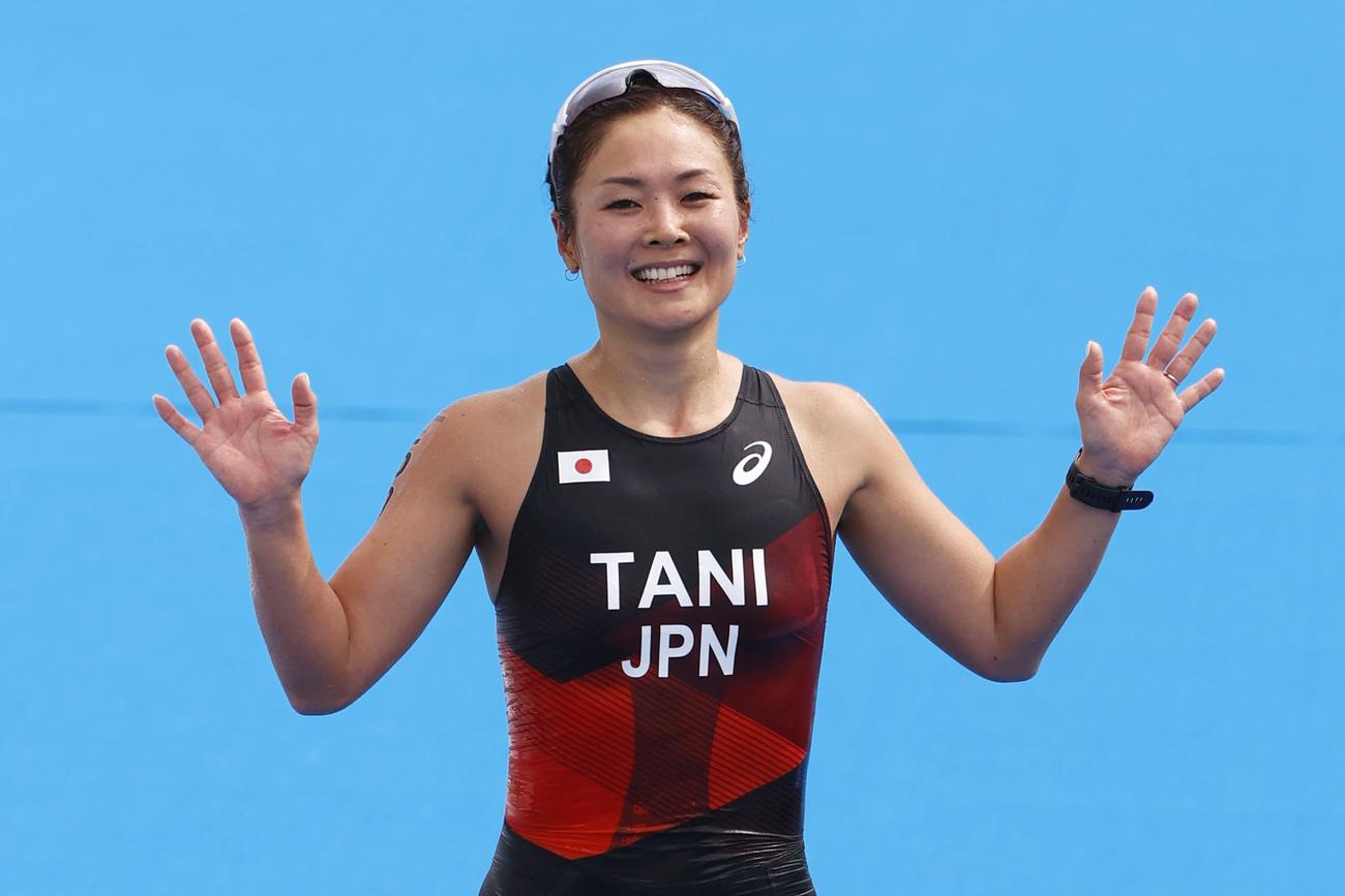 女子（運動機能障害PTS5）　10位でゴールする谷真海（共同）