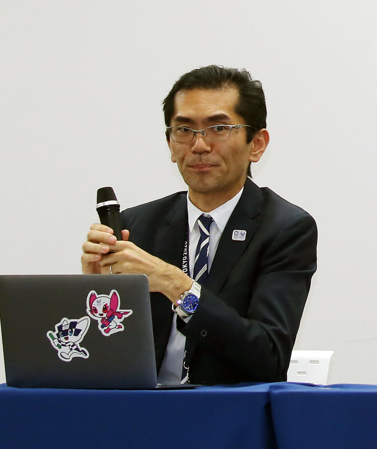 都内会見　東京五輪・パラリンピック延期関連　会見に臨む組織委員会スポークスパーソンの高谷正哲氏(2020年3月24日)