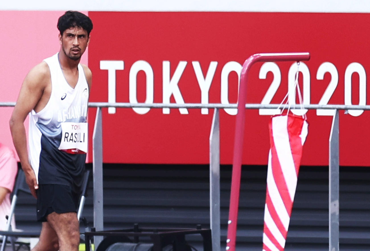 男子走り幅跳び決勝　競技を終える、アフガニスタン代表のラスーリ（撮影・河田真司）