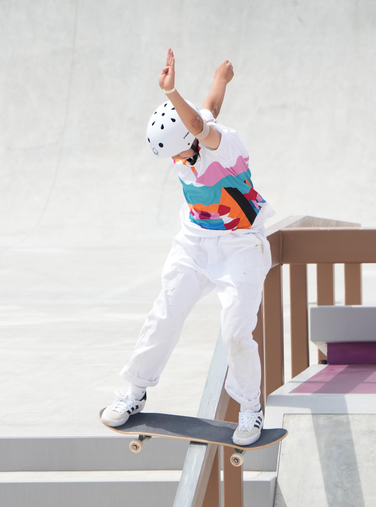 東京五輪　スケートボード女子ストリート決勝、7本目を成功させる西矢