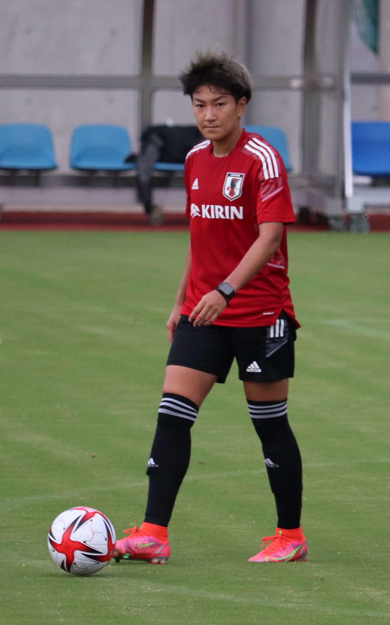 サッカー女子日本代表FW菅沢優依香（撮影・三宅ひとみ）