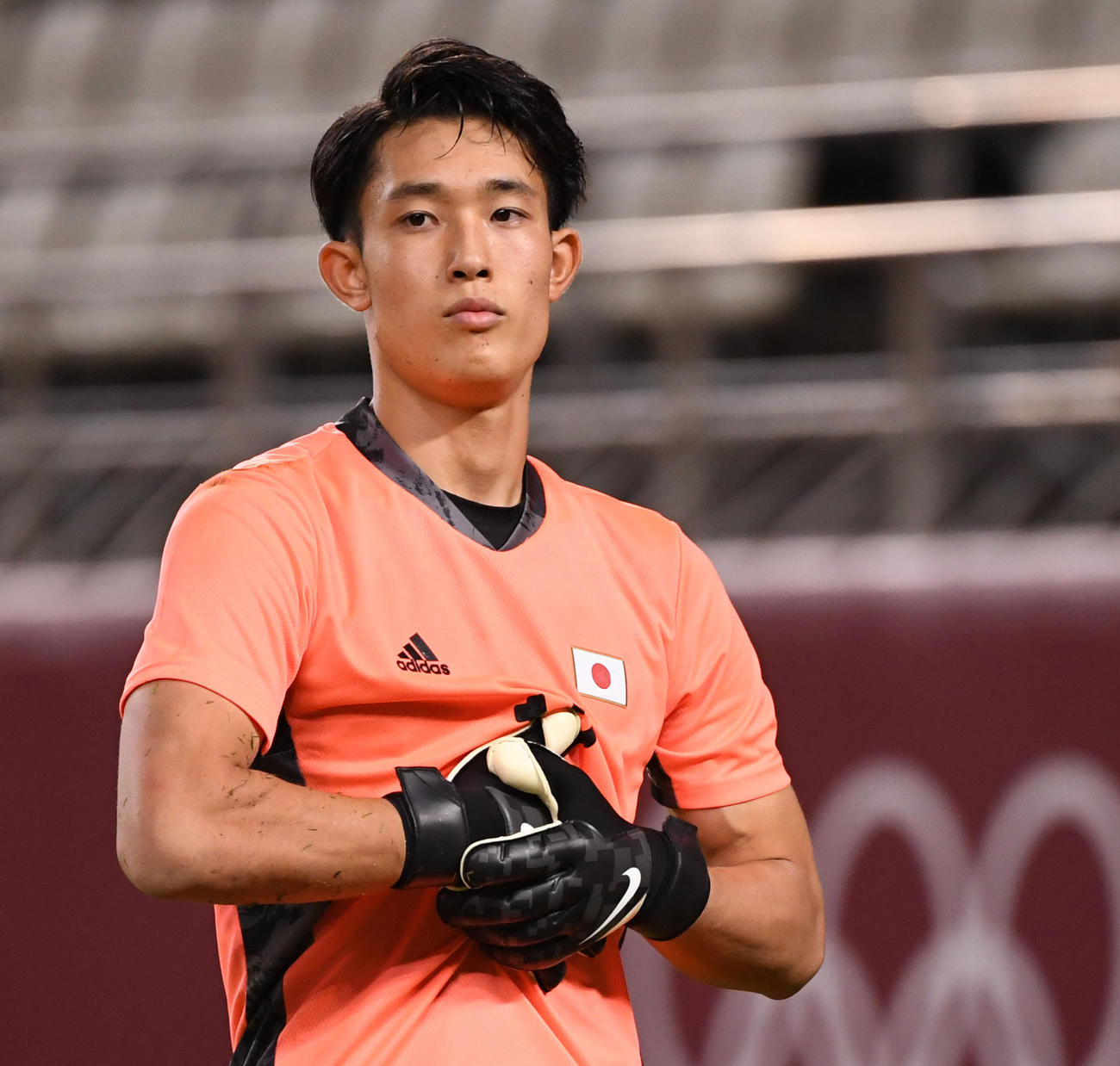 日本対ニュージーランド　PK戦でシュートを止めた後も落ち着いた表情を見せるGK谷（撮影・横山健太）