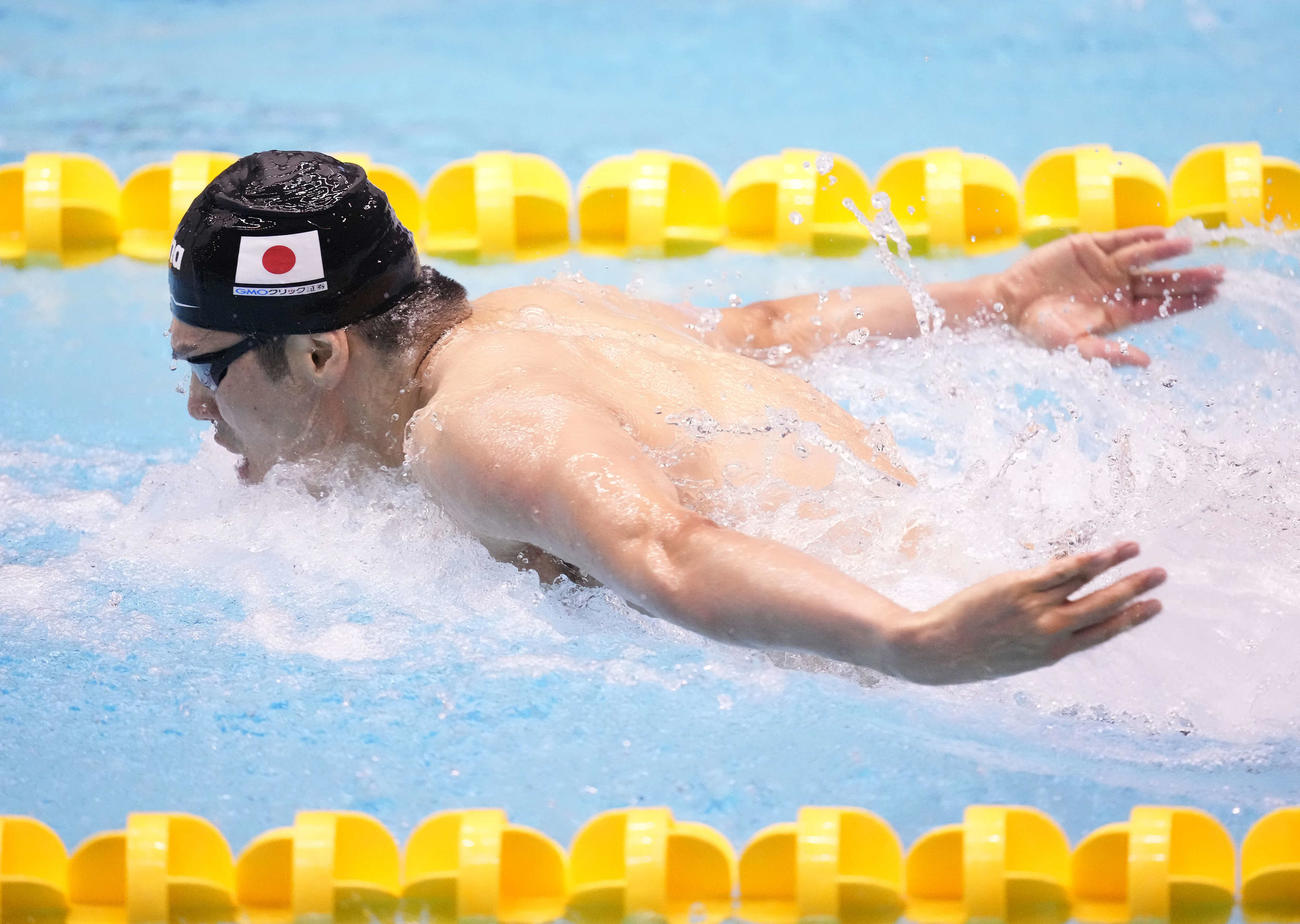 男子100メートルバタフライ予選で力泳する水沼（撮影・鈴木みどり）