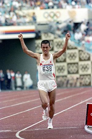 ソウル五輪男子マラソン　９位でゴールする瀬古利彦