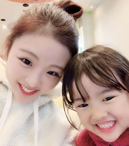 姪(右)とツーショット