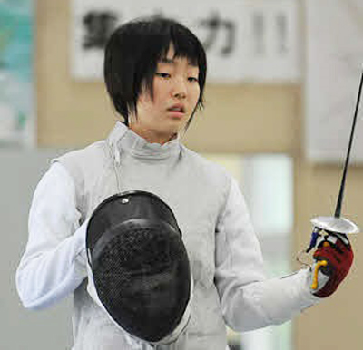 高校（佐賀商）でフェンシングに打ち込む