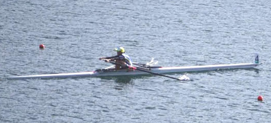 高校時代はボート競技に夢中（本人提供）