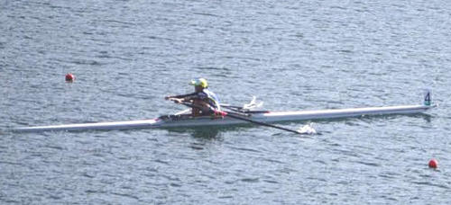 高校時代はボート競技に夢中(本人提供)