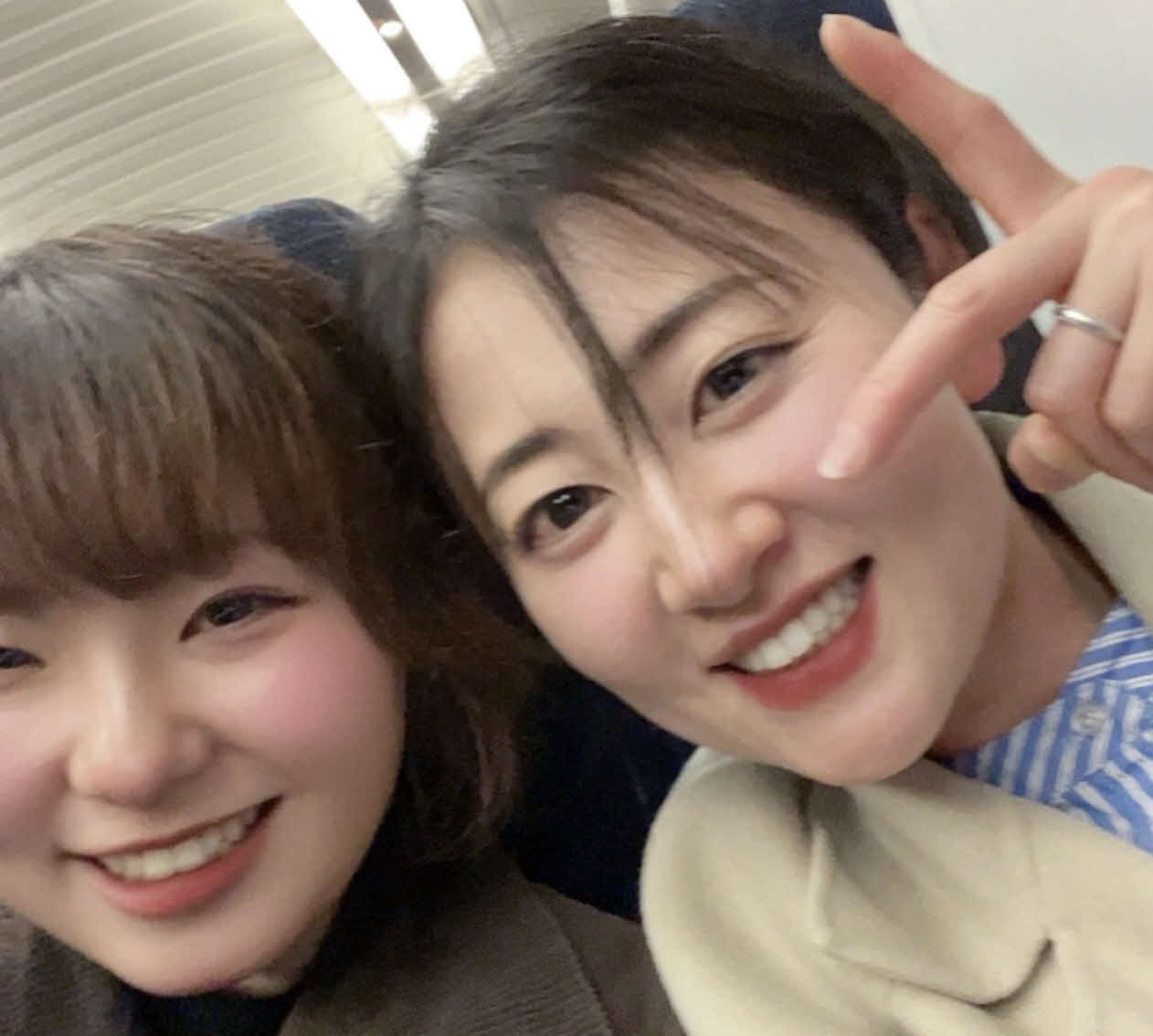 師匠の藤堂里香と（左が沼田、本人提供）