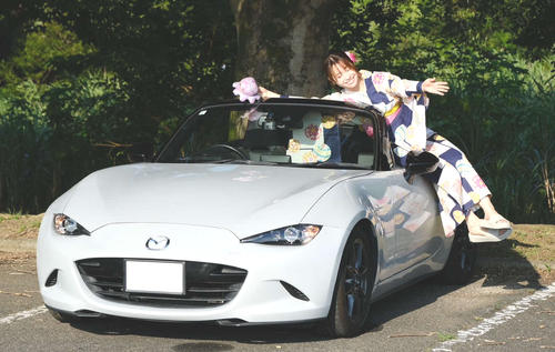 私の愛車、ロードスターです！