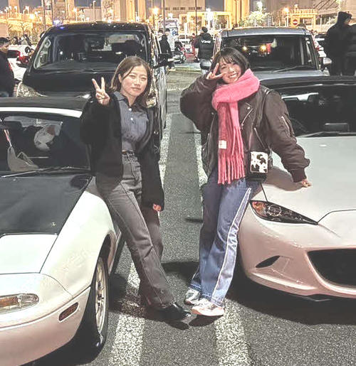 同県同期の根岸真優とドライブ（右が西田）