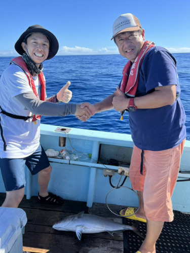 今回も三宅島「ホテル海楽」に宿泊、カンパチ釣りを楽しみました！