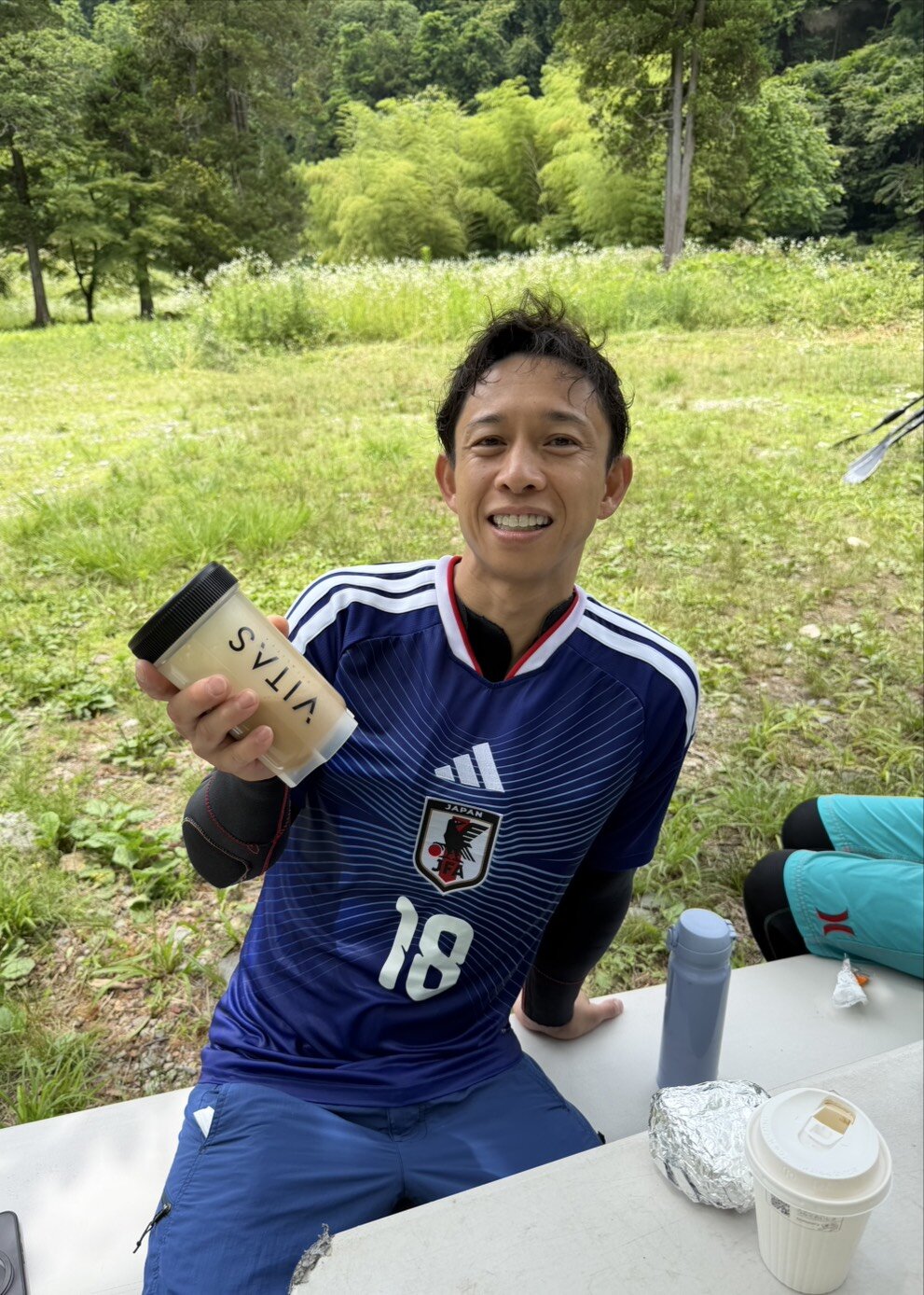 上田綺世選手のユニホームを着て、日本代表を応援しました
