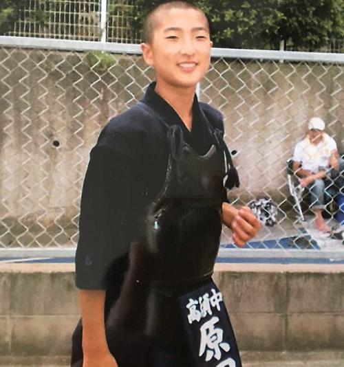 中学時代、原田才一郎君は剣道に打ち込んでいました