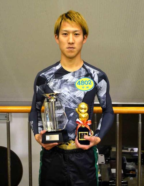 昨年12月26日、若松でうれしい地元初優勝を飾った時の中田達也選手
