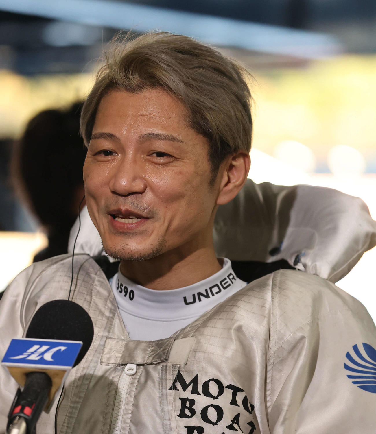 浜野谷憲吾