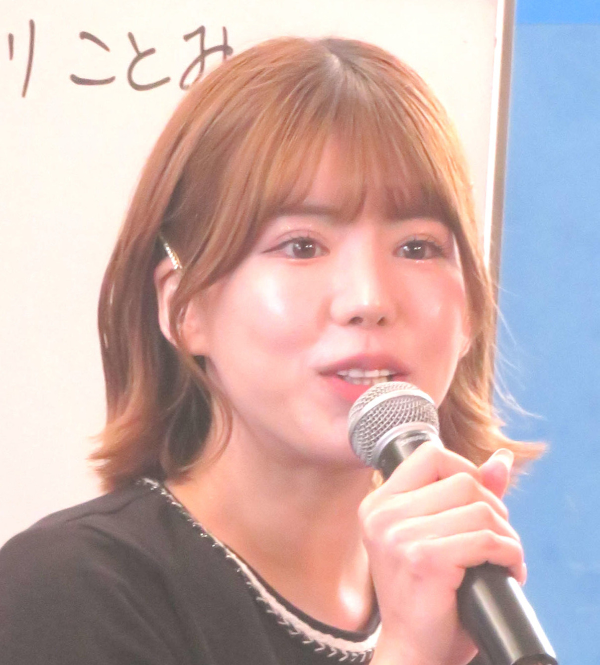 トークショーを行った元ガールズケイリン選手の日野未来さん