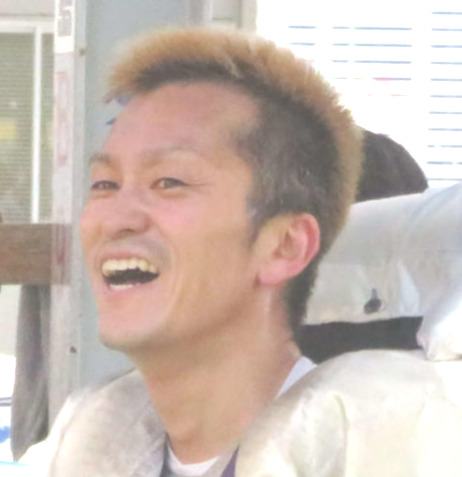 今節初勝利に笑顔の西山貴浩