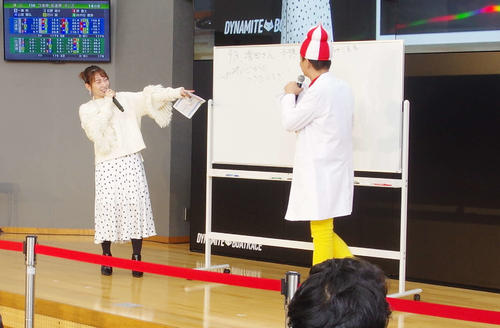 ミニ予想会で連続的中させた増田有華（撮影・渕上知）