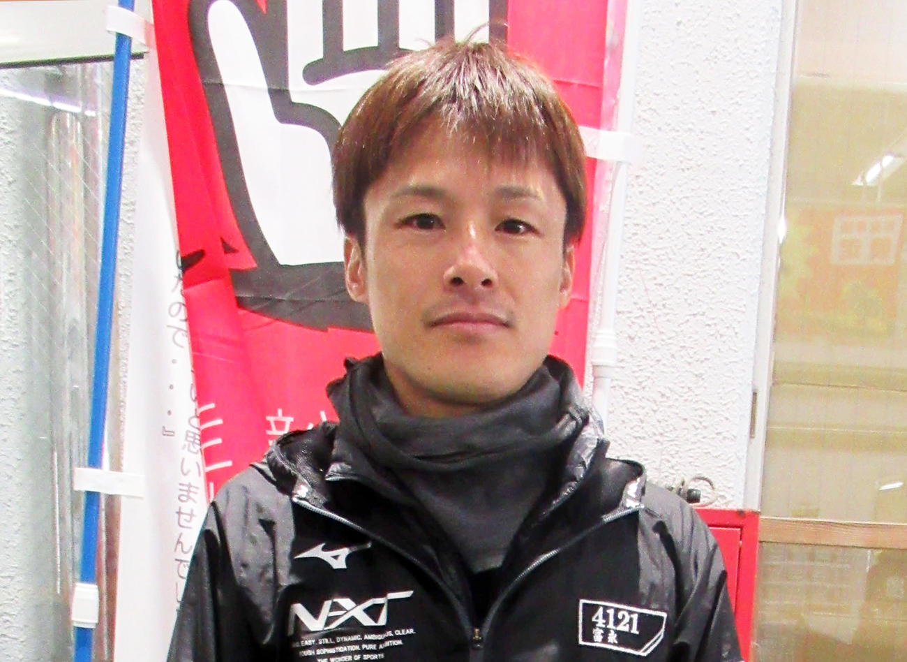 抜群のレース足を武器に予選突破を狙う富永修一（撮影・奈島宏樹）