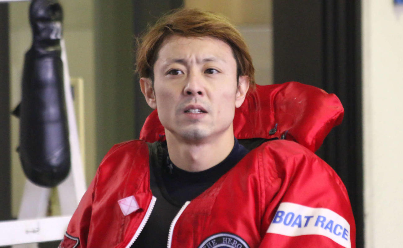 鶴本崇文が予選最終11R、準優1枠取りへイン速攻を決める