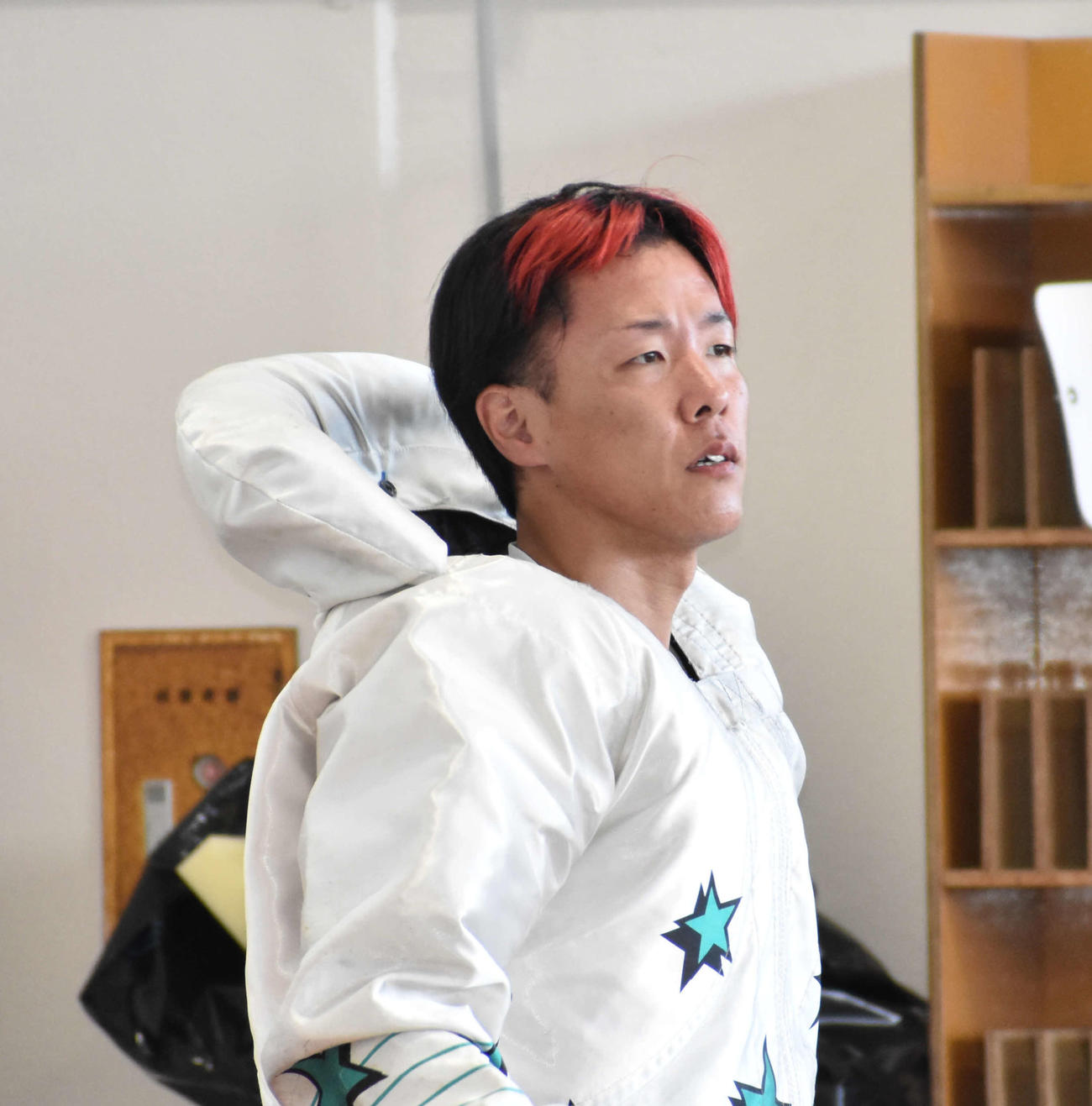 初日で唯一の連勝を決めた堀本和也