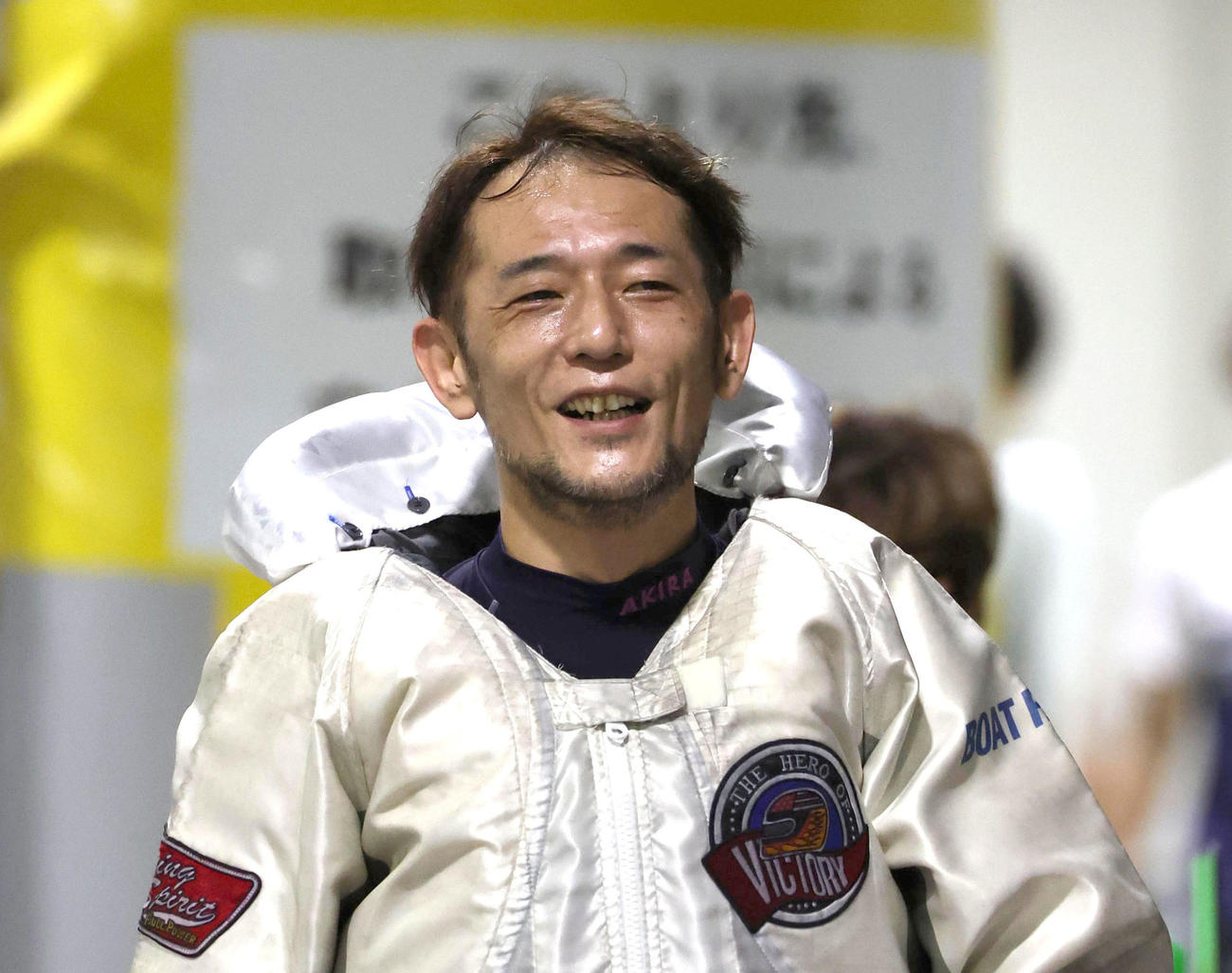 優勝戦12Rは作間章が4カドから巧みにさばいて突破する（撮影・白石智彦）