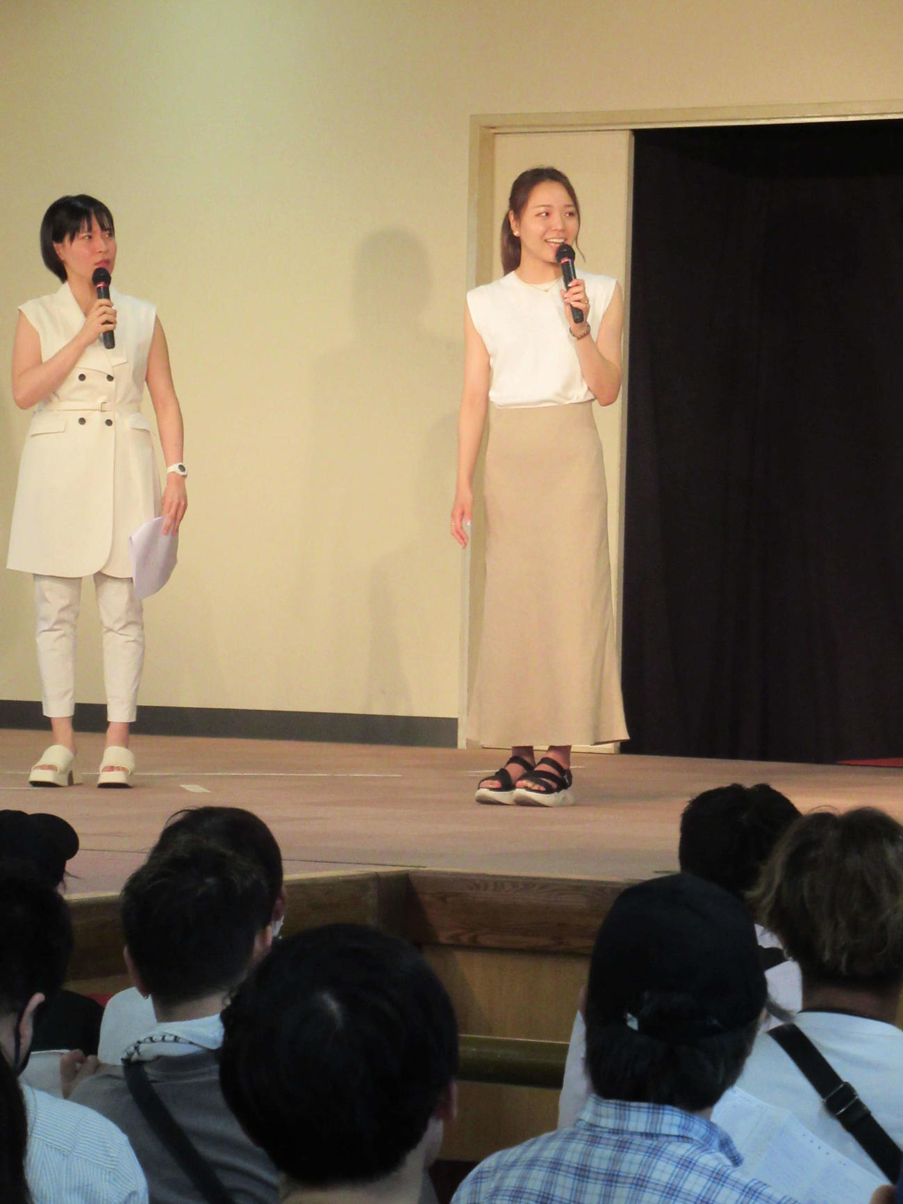 大山千広（右）が住之江ボートでトークショーを行った