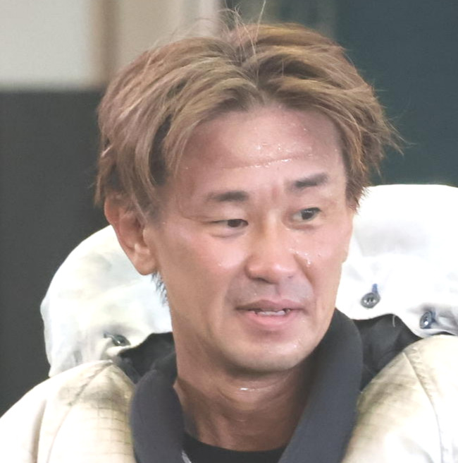 予選ラストで逃げ切りを狙う岩崎正哉