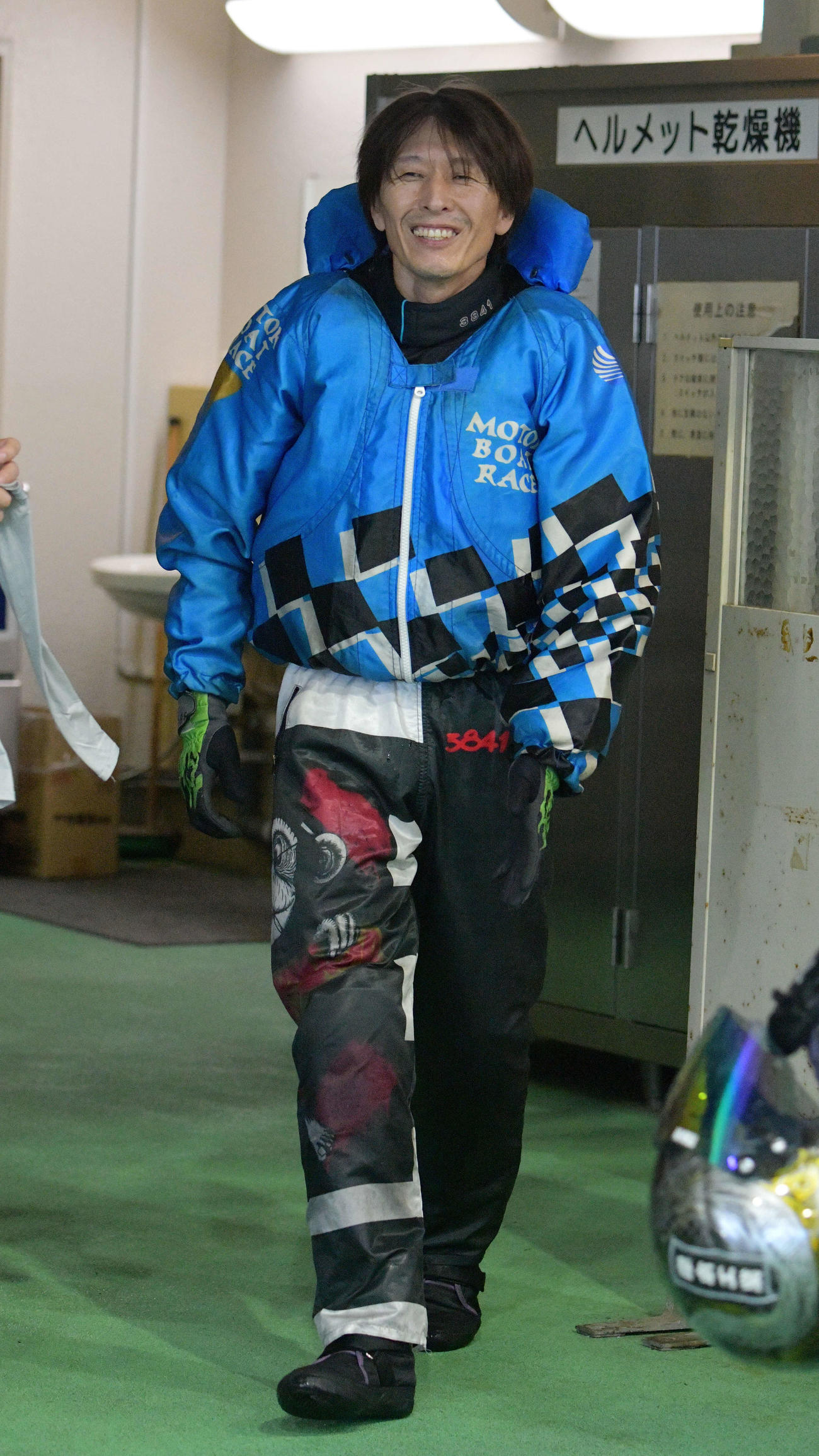 準優11R、佐々木和伸が隙なく逃げる