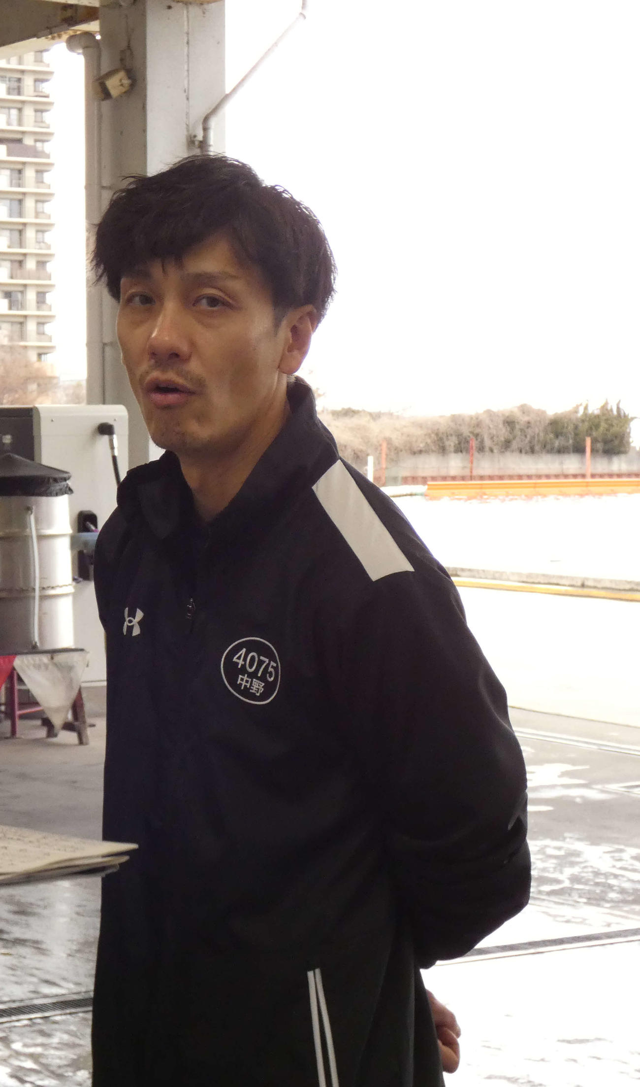 中野次郎が23号機の機力アップに励む