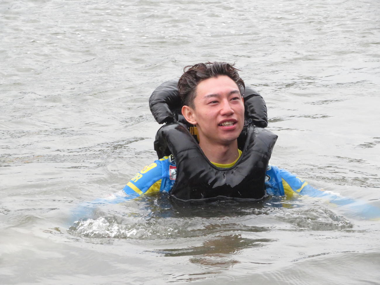 待望のデビュー初勝利で水神祭を行った地元の佐藤右京