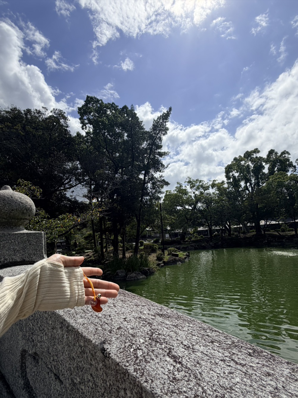 お参りをするなつぽい