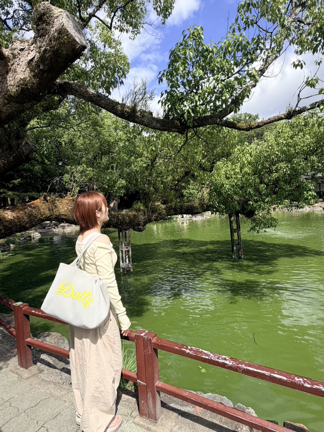 お参りをするなつぽい