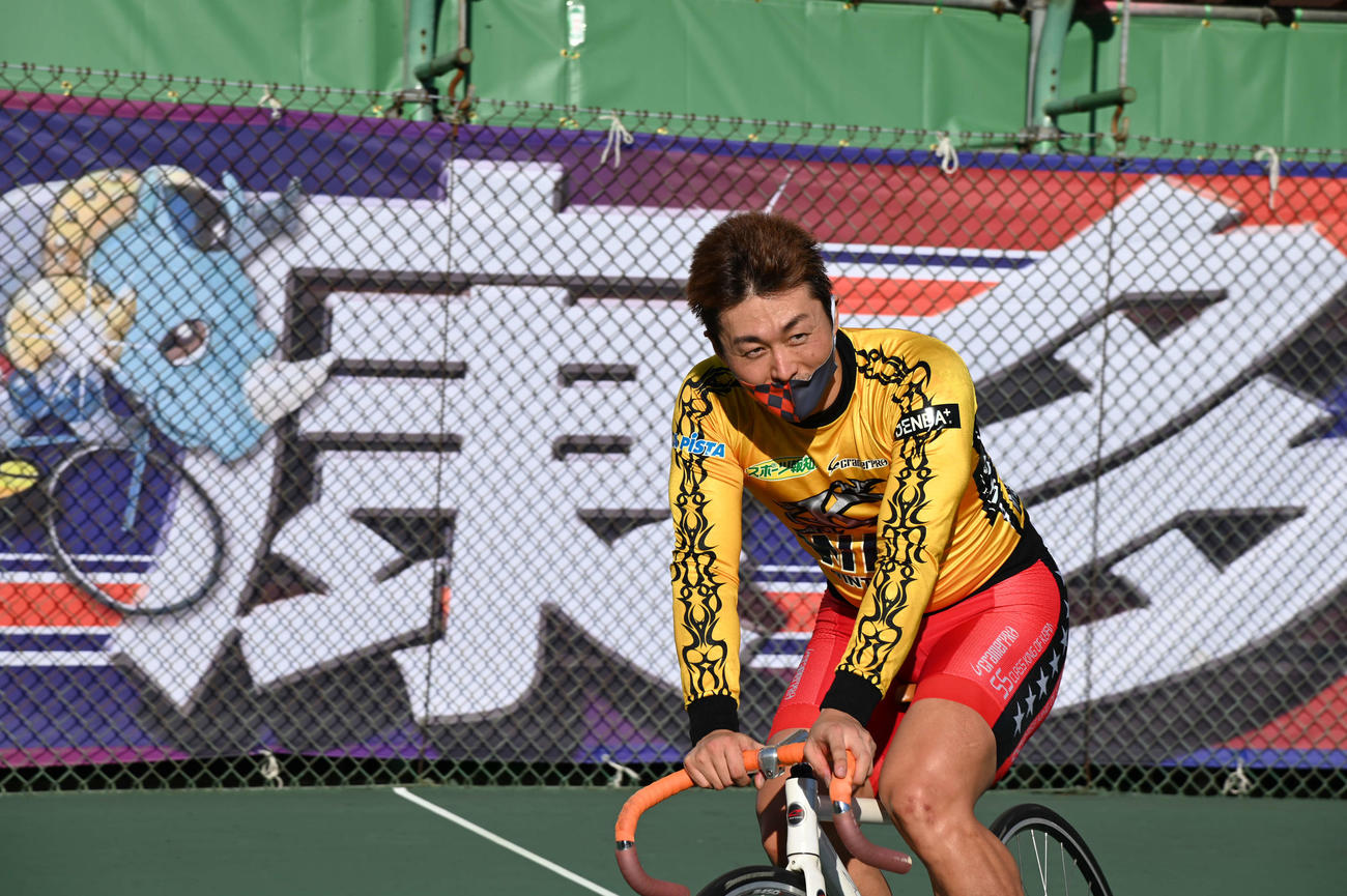 弥彦G3連覇の平原康多がウイニングラン