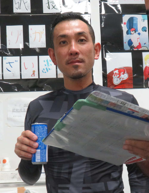 川崎ナイター準決快勝後、ホッとした表情を見せる藤原憲征選手