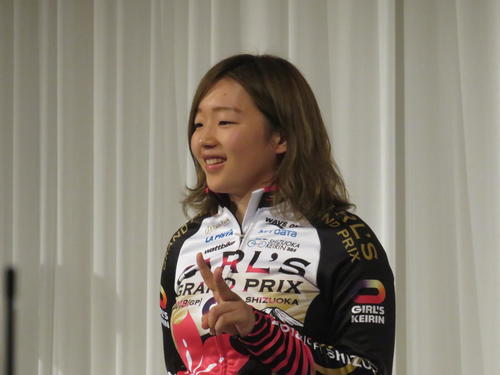 地元鈴木美教の登場にはひときわ歓声がわきました