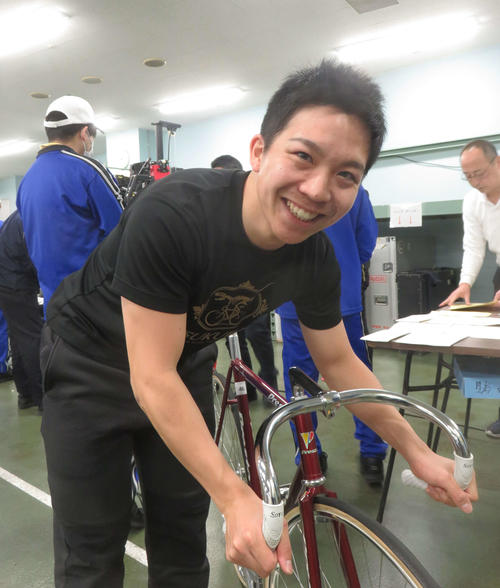 好スタートを切った地元の小林泰正