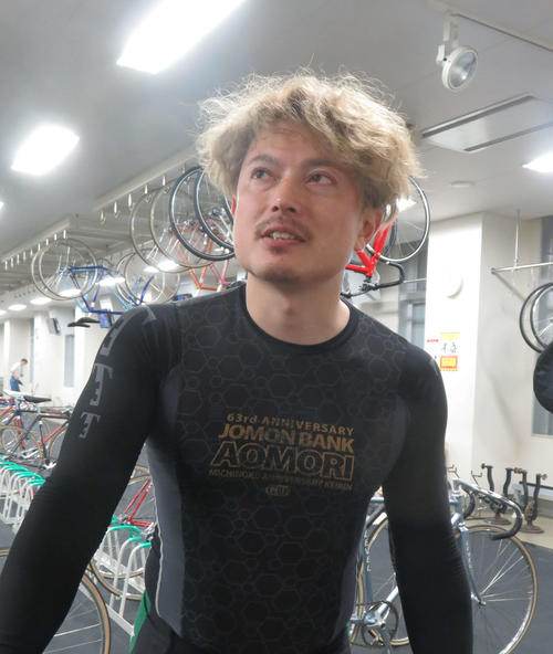 約5年ぶりの優勝を飾った高谷敏史
