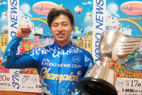 共同通信社杯でデビュー最速ビッグ優勝を成し遂げた山口拳矢