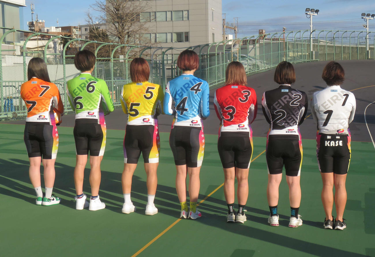 新ユニホームのバックショット