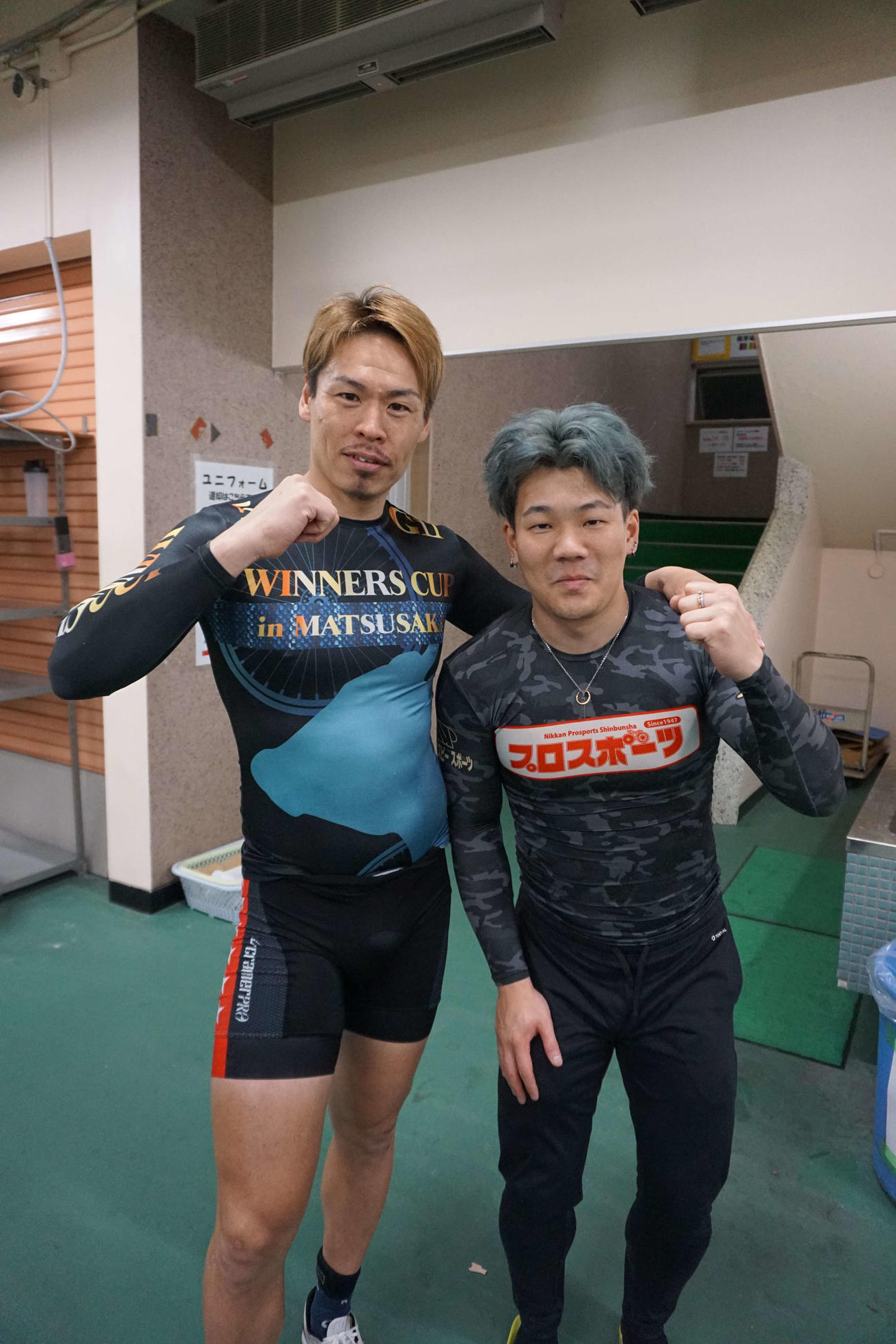 浅井康太（左）はA級優勝の下岡将也とのアベックVを喜んだ