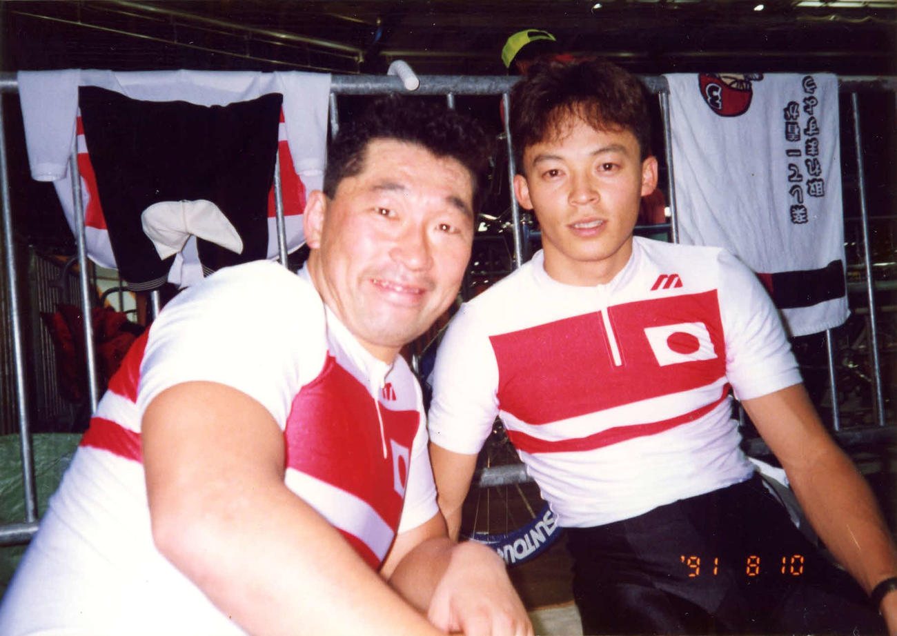 91年世界選ドイツ大会に臨む坂本英一（右）と滝沢正光（本人提供）