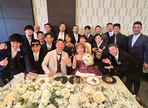 北野良栄と岩崎ゆみこの結婚を茨城勢の仲間が祝福