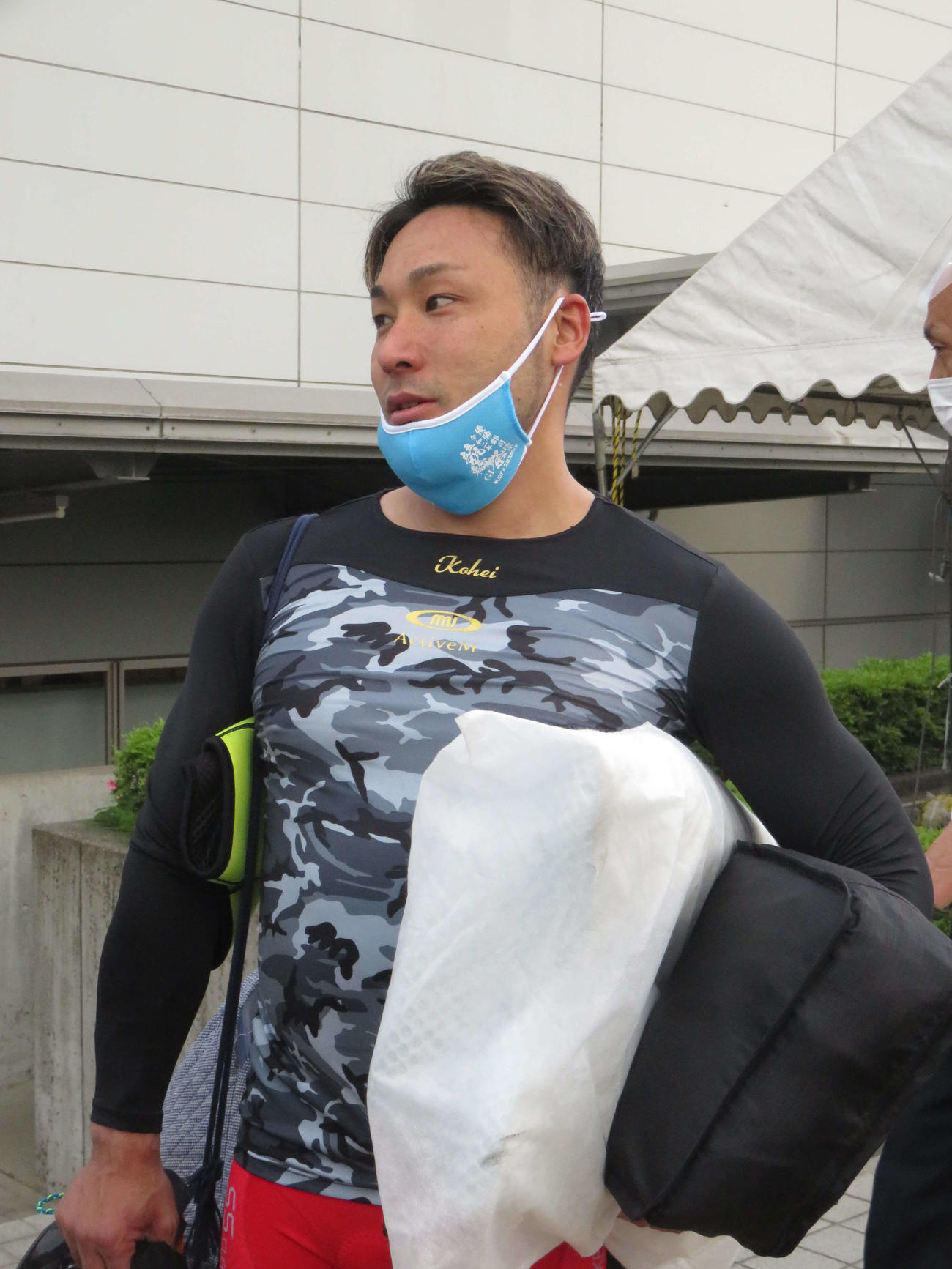 微差の準Vにもすがすがしい表情で帰り支度をする郡司浩平
