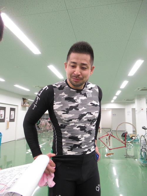 藤崎優輝が強風の中、力強く逃げ切った（撮影・山田敏明）