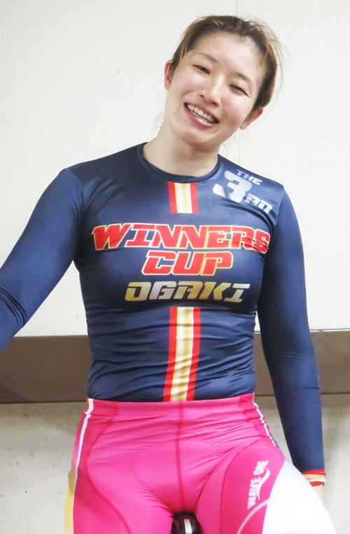 連日最終レースを戦い苦しそうな石井貴子