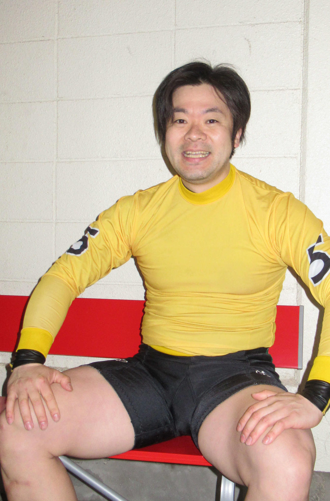 予選1Rは桜井利之が頭脳プレーで快勝（撮影・山田敏明）